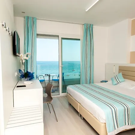 Lungomare Relax شقة فندقية