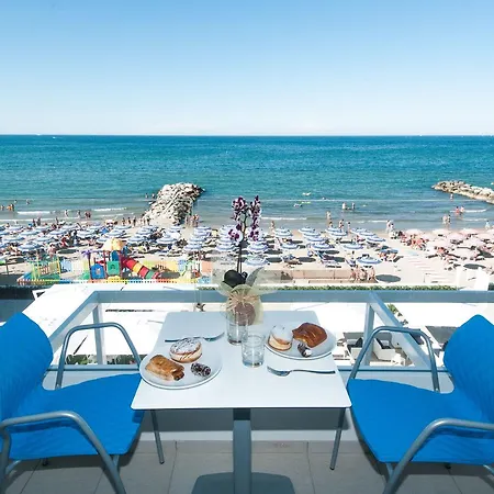 شقة فندقية Lungomare Relax 4*