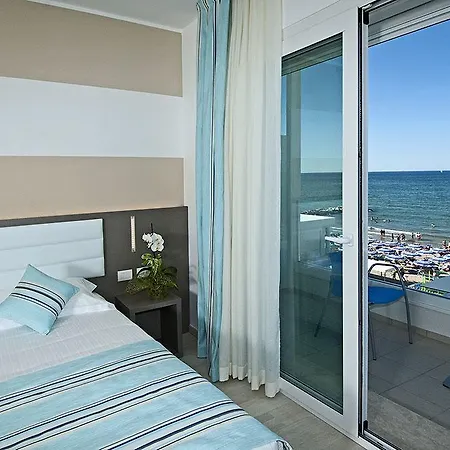 Lungomare Relax Апарт-отель 4*